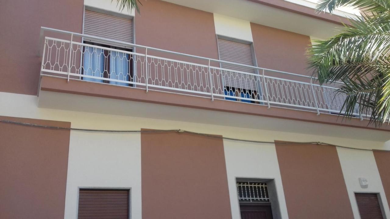 Lottie'S House Bed & Breakfast เอริเช ภายนอก รูปภาพ